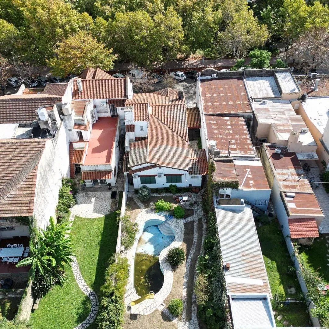 Chalet centrico en ALQUILER - Inmejorable ubicación - Luján 1