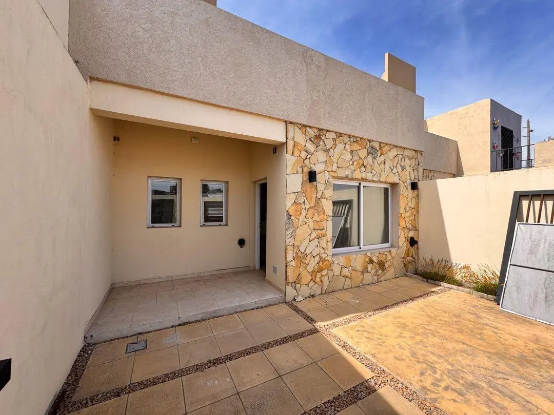 Dúplex En Venta En Luján, G.b.a. Zona Oeste, Argentina (apto Credito) 1
