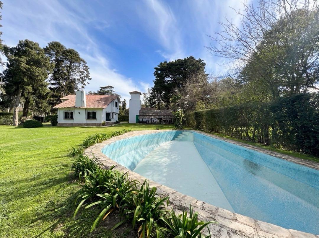 Foto de MAJESTUOSA CASA QUINTA EN LUJÁN: 3.330 m2 de Parque y Privacidad total, imagen 1