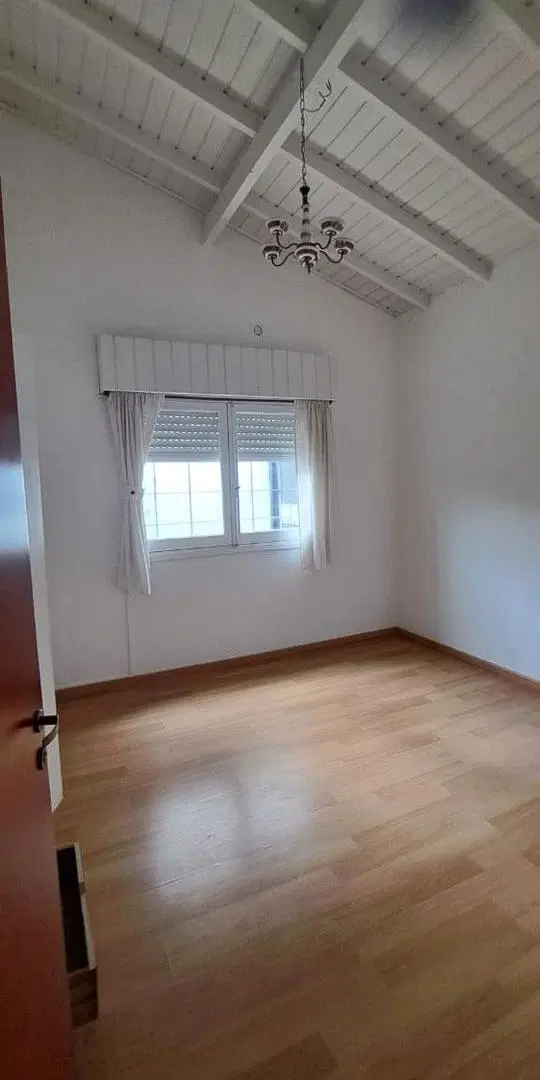 CASA IDEAL CONSULTORIOS EN ALQUILER en San Miguel 3