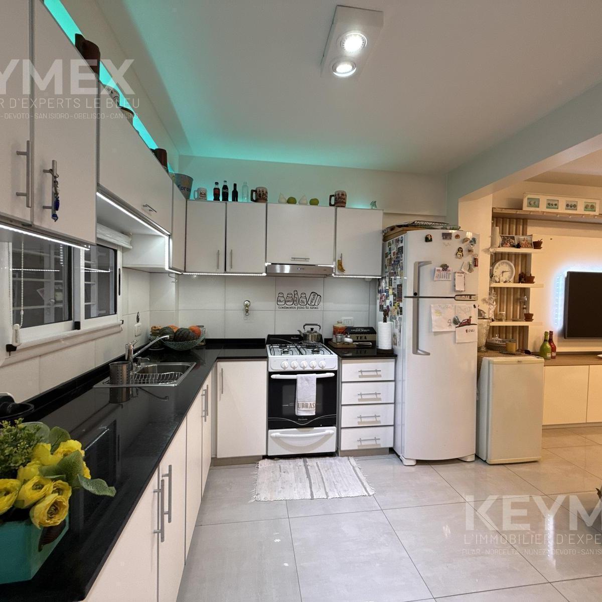 Departamento en Venta de 3 Ambientes con Cochera 3