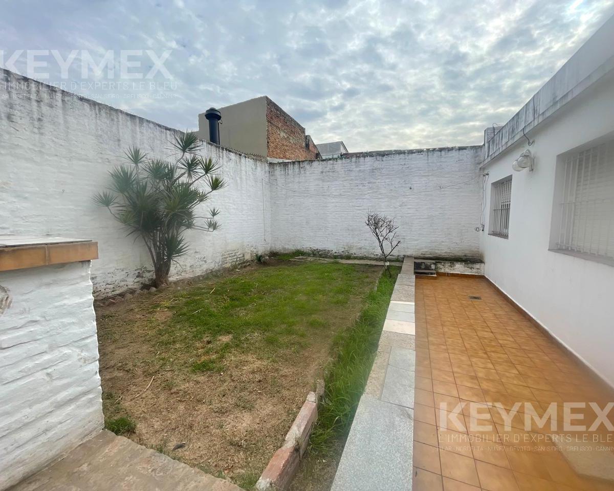 Venta Casa de 3 Ambientes en Villa Lugano 5