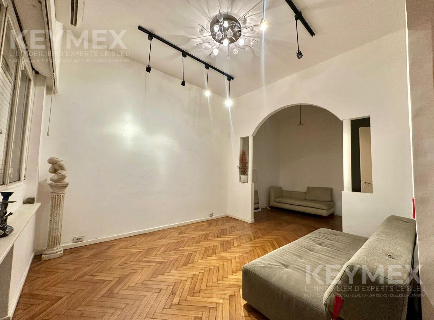 Venta departamento 3 ambientes con dependencia edificio art deco San Nicolas