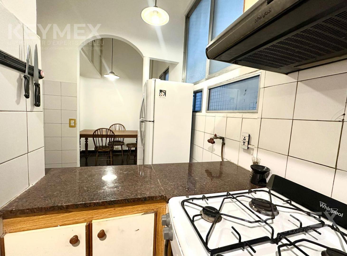 Foto de Venta departamento 3 ambientes con dependencia edificio art deco San, imagen 4
