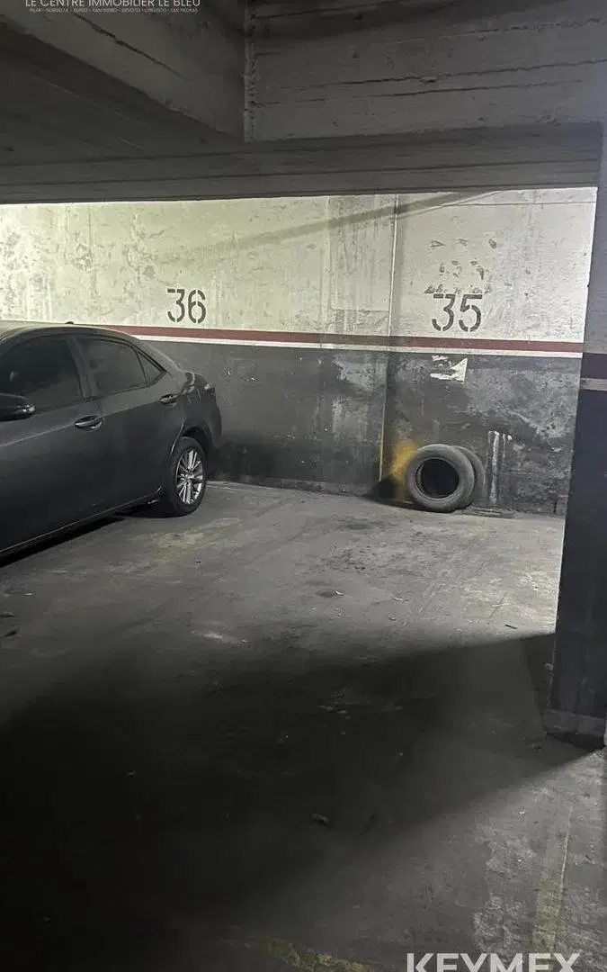 Venta de Cochera en Balvanera 4