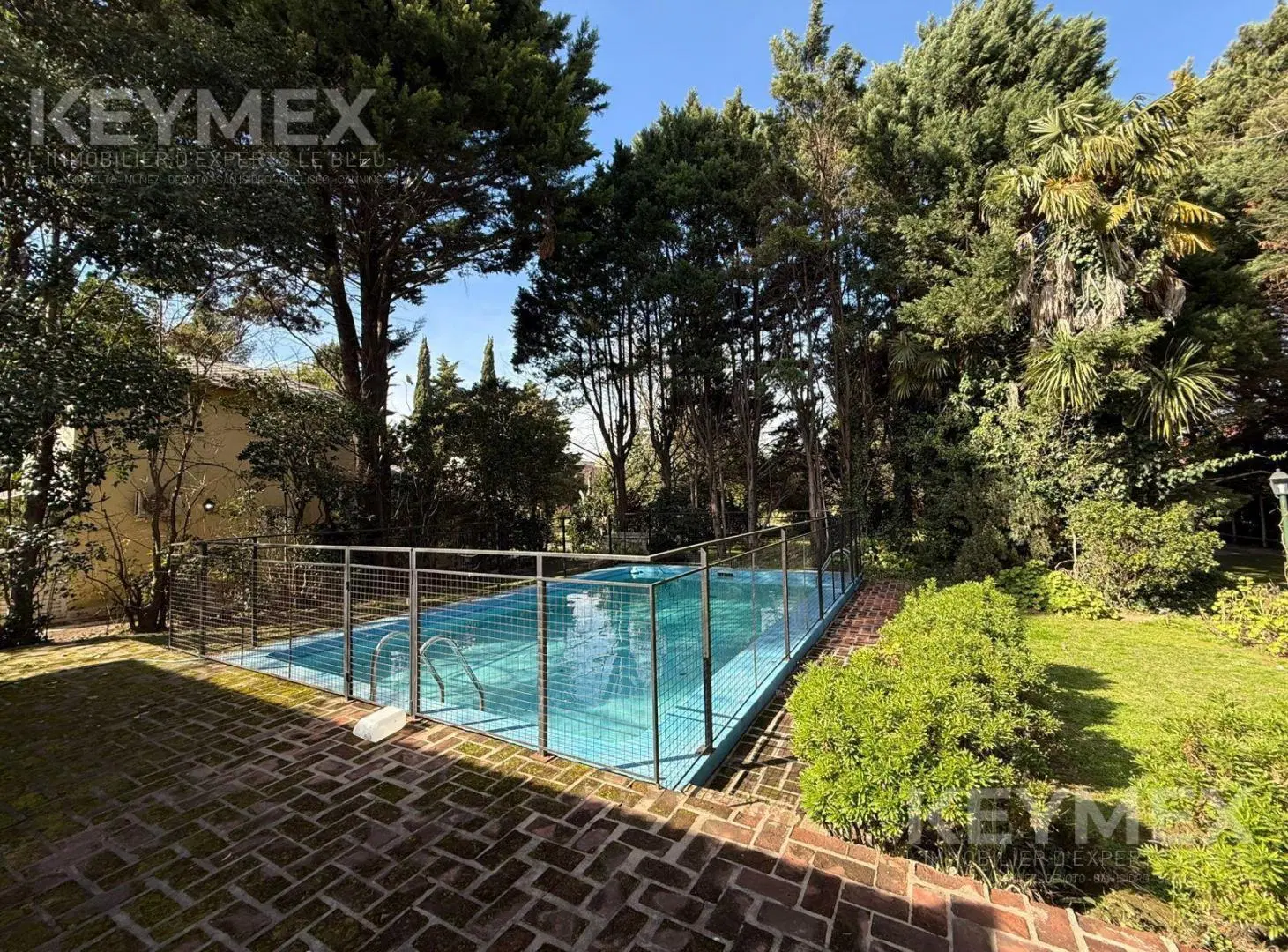 Casa en barrio privado "El Rodal" , Sobre lote de 1400 mts APTO CREDITO 3