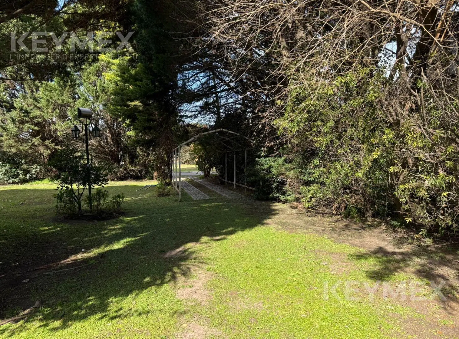 Casa en barrio privado "El Rodal" , Sobre lote de 1400 mts APTO CREDITO 4