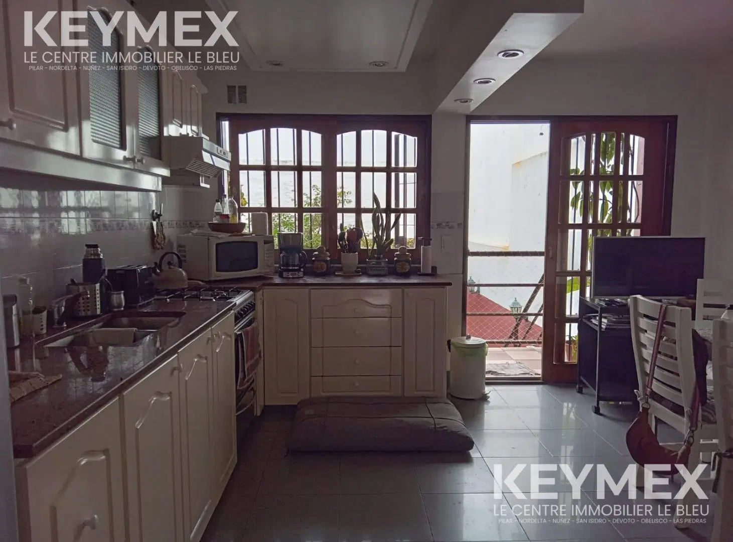 Casa en venta triplex 4 ambientes, playroom y pileta en Villa Mitre, Villa Sta Rita 5