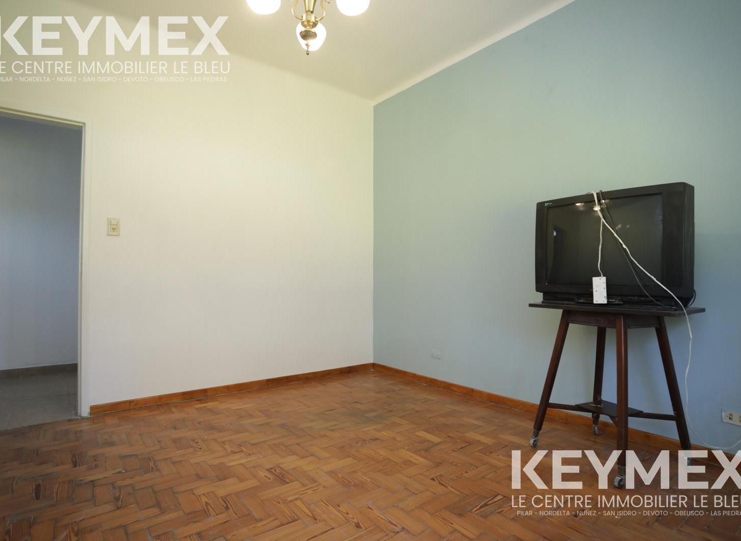 Foto de Casa 4 ambientes con patio y terraza en Flores Capital Federal, imagen 1