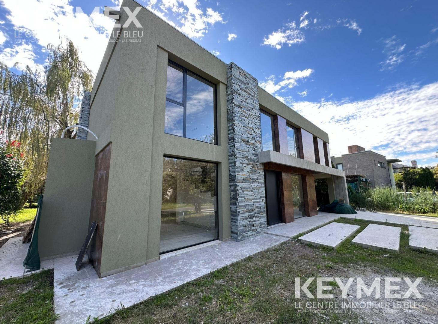 Casa a estrenar en El Lauquén
