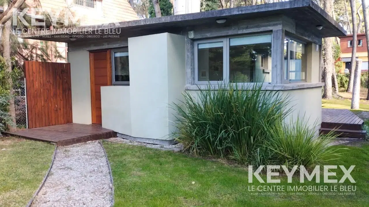 Venta de Casa 3 ambientes en Mar Azul 5