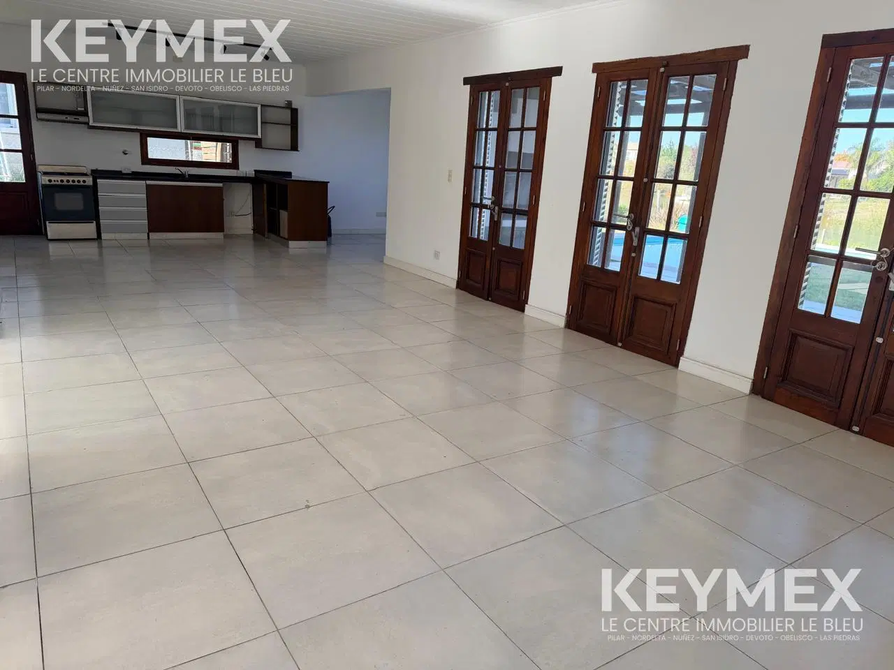 VENTA Y ALQUIER DE CASA 6 AMBIENTES EN EL CANTON 4