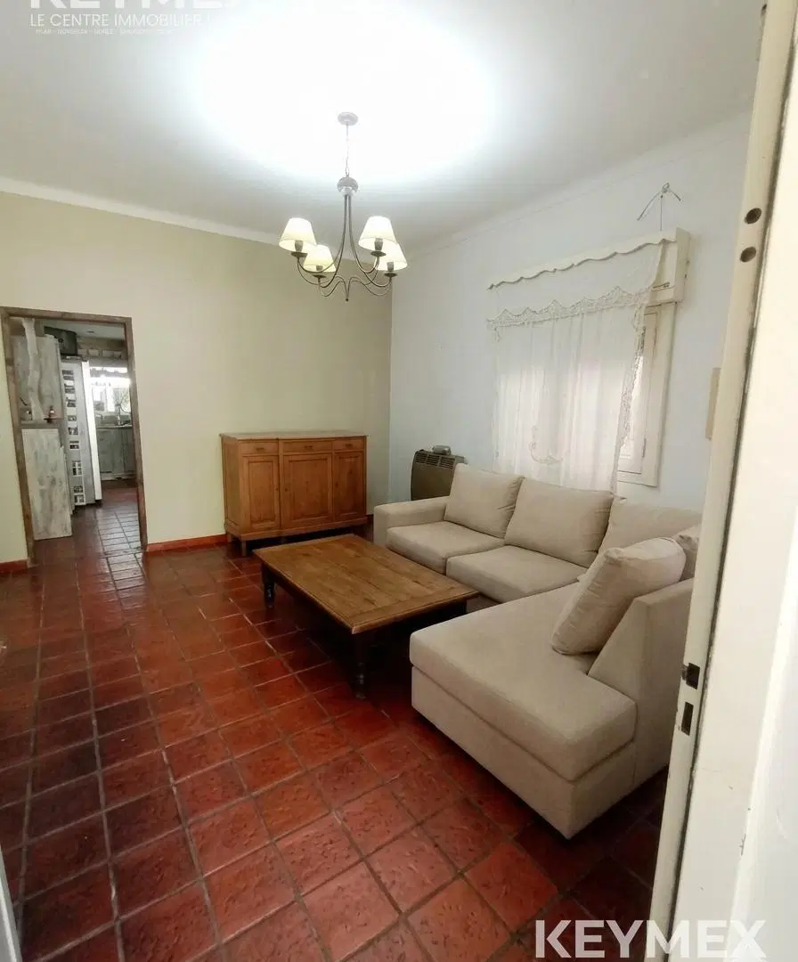 CASA EN VENTA 3 AMBIENTES. BERAZATEGUI. LOTE PROPIO 2