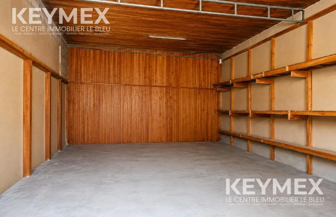 Venta Galpón en Jose León Suarez 3