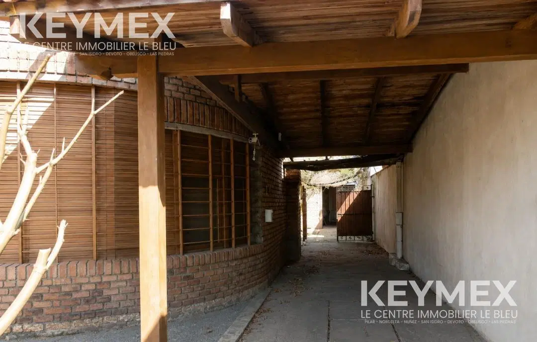 Venta de casa 4 ambientes en Jose Leon Suarez 3