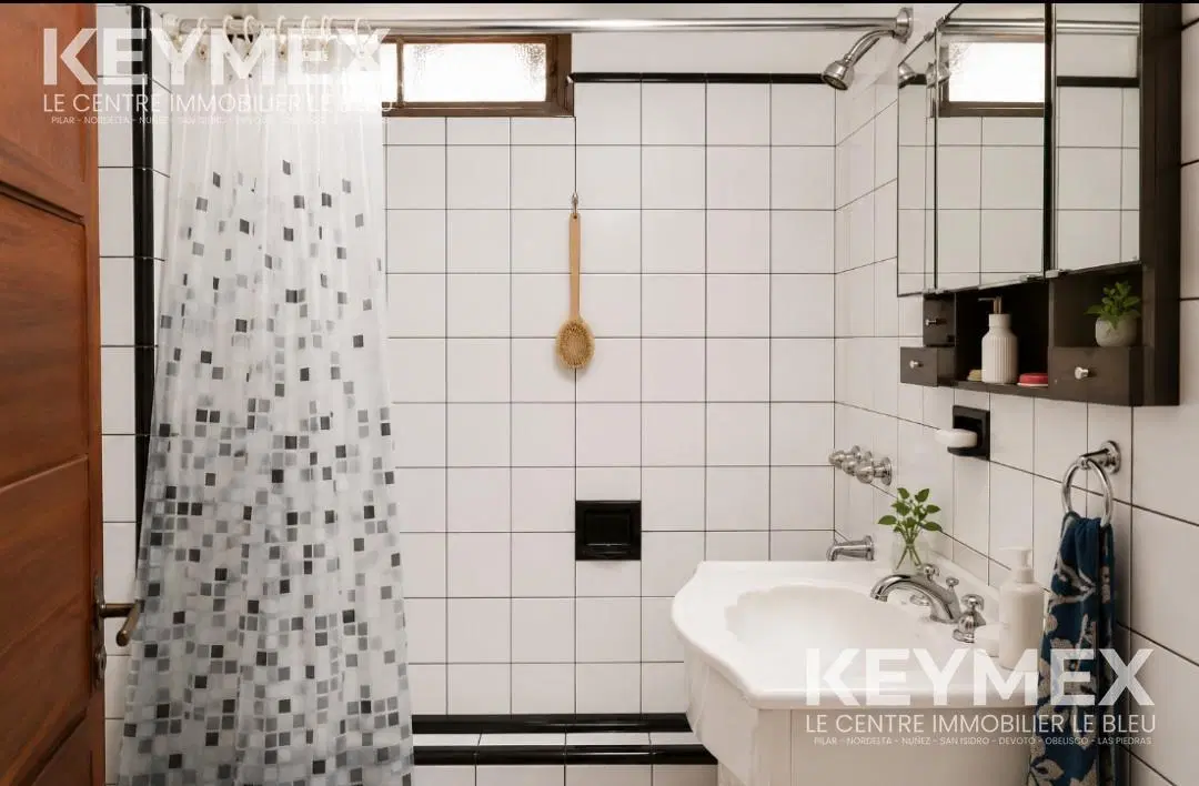 Venta de casa 4 ambientes en Jose Leon Suarez 2