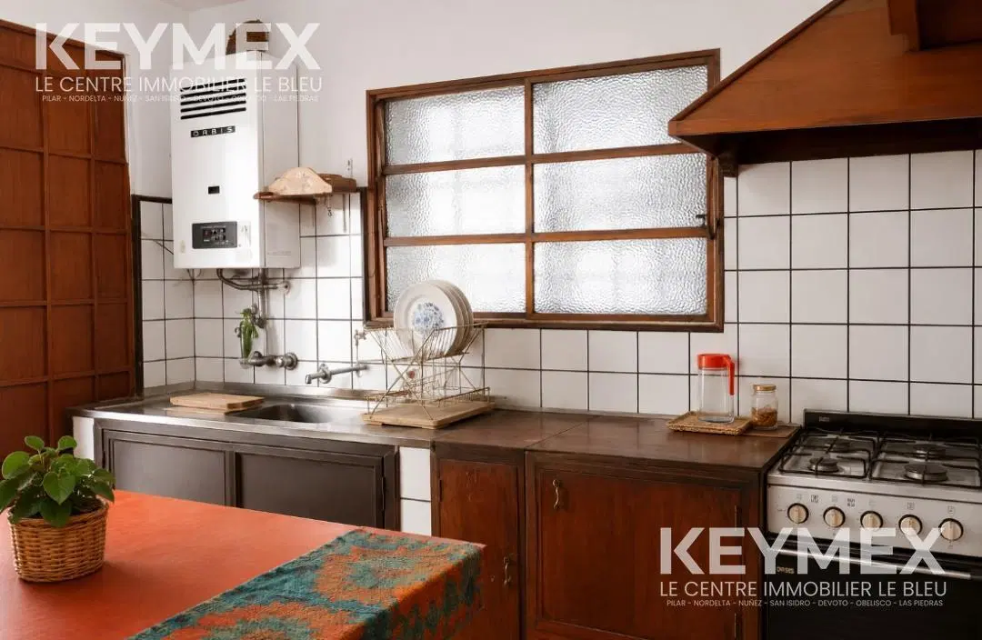 Venta de casa 4 ambientes en Jose Leon Suarez 5