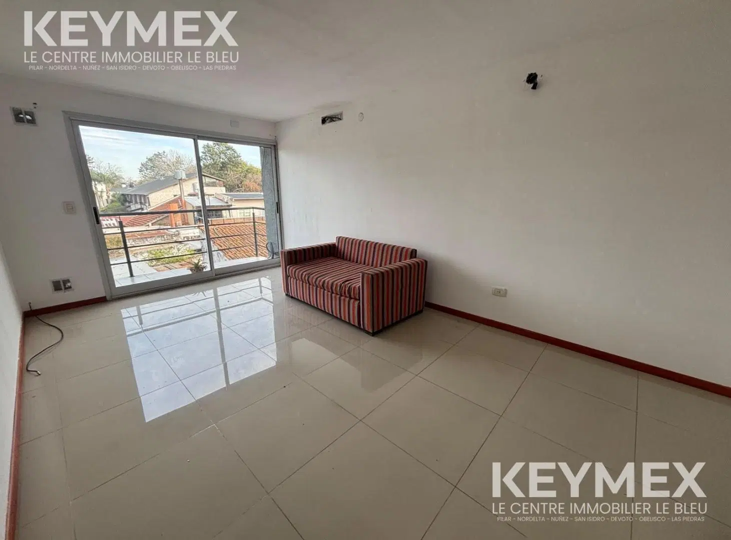 VENTA DEPARTAMENTO DOS AMBIENTES EN PILAR 3