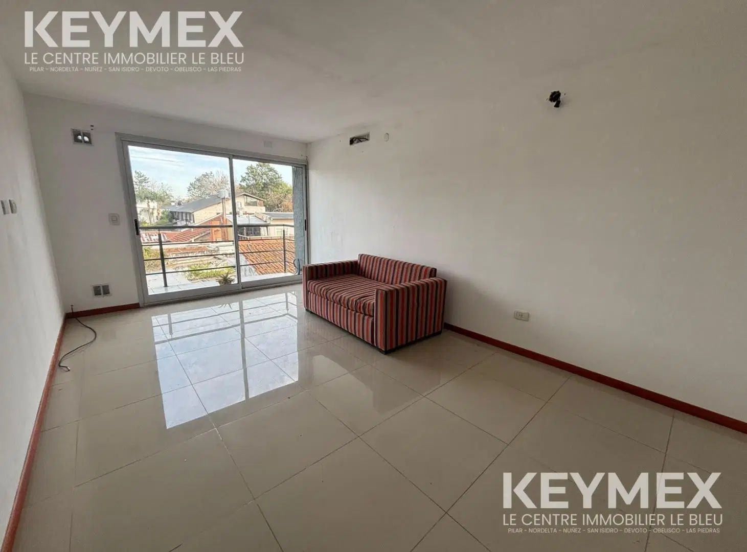 VENTA DEPARTAMENTO DOS AMBIENTES EN PILAR 5
