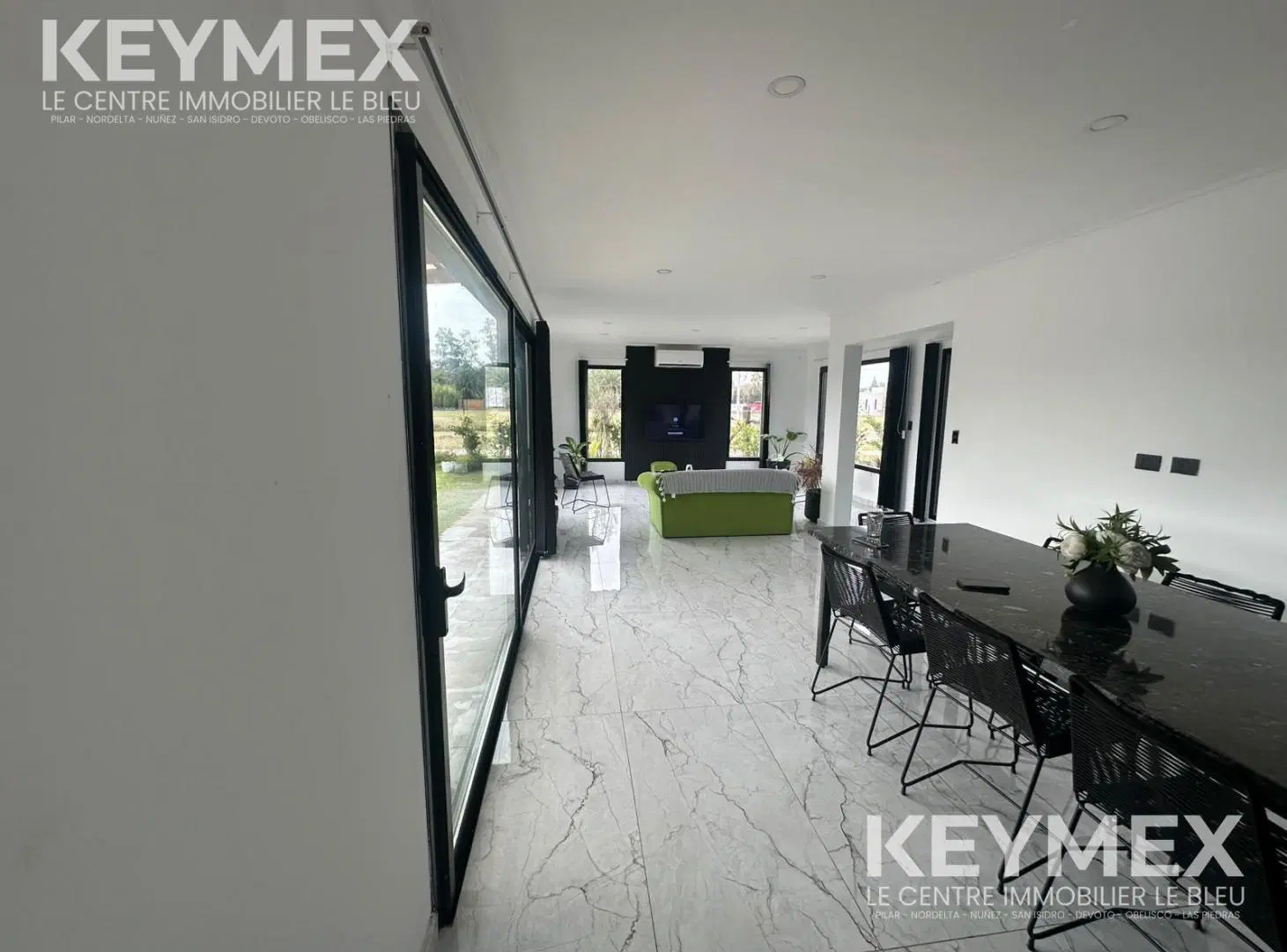 Casa 5 Ambientes, Uribelarrea. Piscina, Galería c/Parrilla y gran parque 3