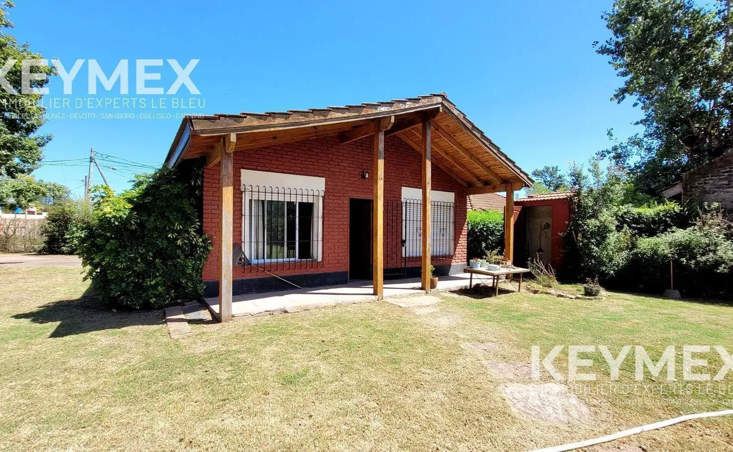 Casa en Venta en Francisco Álvarez - Pileta - Quincho - Cochera 3