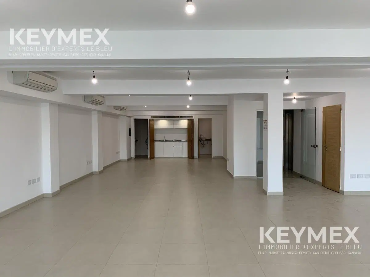 Oficina Planta Libre 145m2 - Amplio destino 4