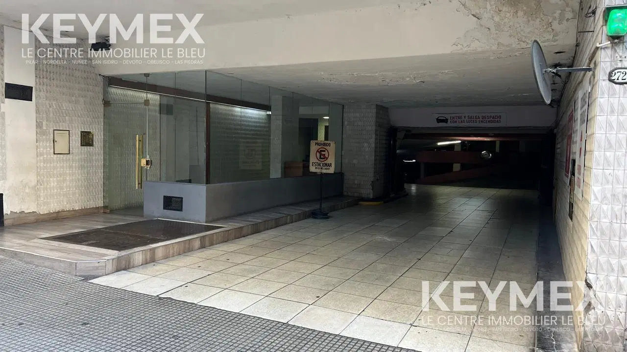Cochera en Barrio Balvanera. Muy comoda y bien ubicada. Barrio muy comercial. Oportunidad! 1