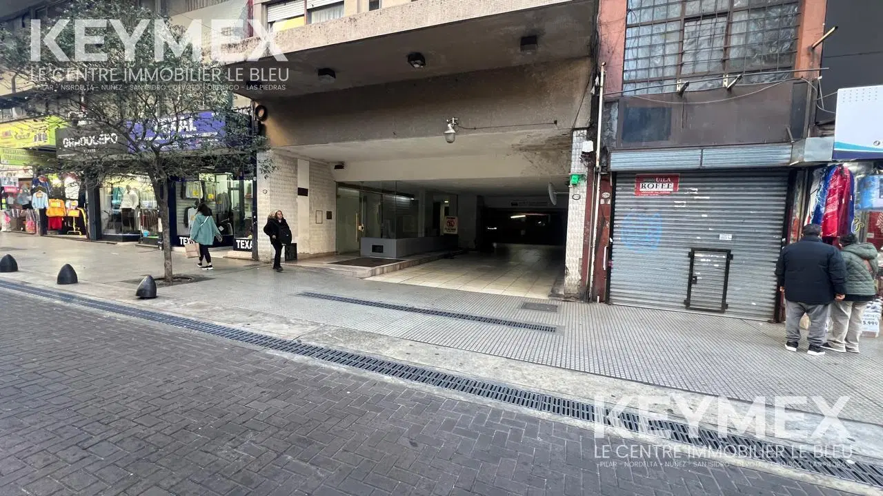 Cochera en Barrio Balvanera. Muy comoda y bien ubicada. Barrio muy comercial. Oportunidad! 8