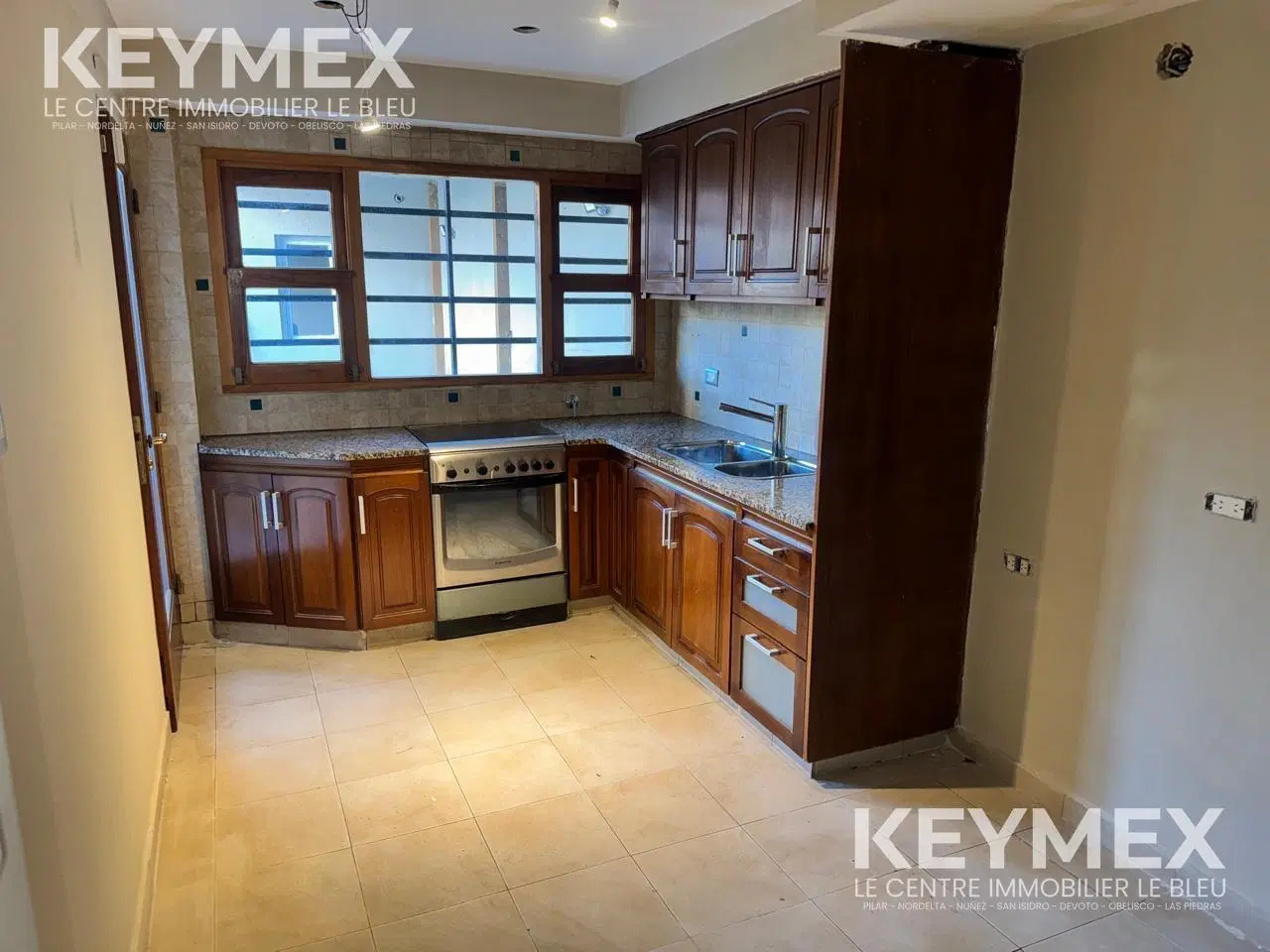 VENTA CASA VIVIENDA UNIFAMILIAR DE 4 AMPLIOS AMBIENTES 1