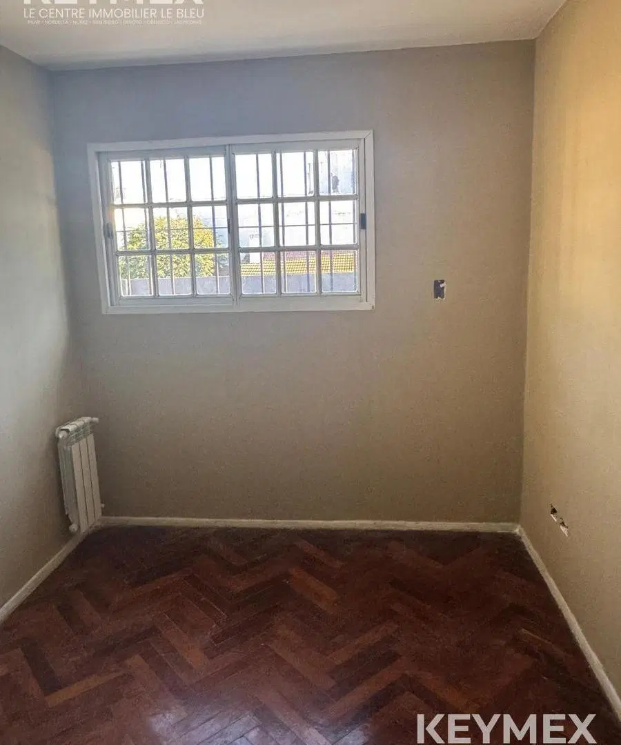 VENTA CASA VIVIENDA UNIFAMILIAR DE 4 AMPLIOS AMBIENTES 4