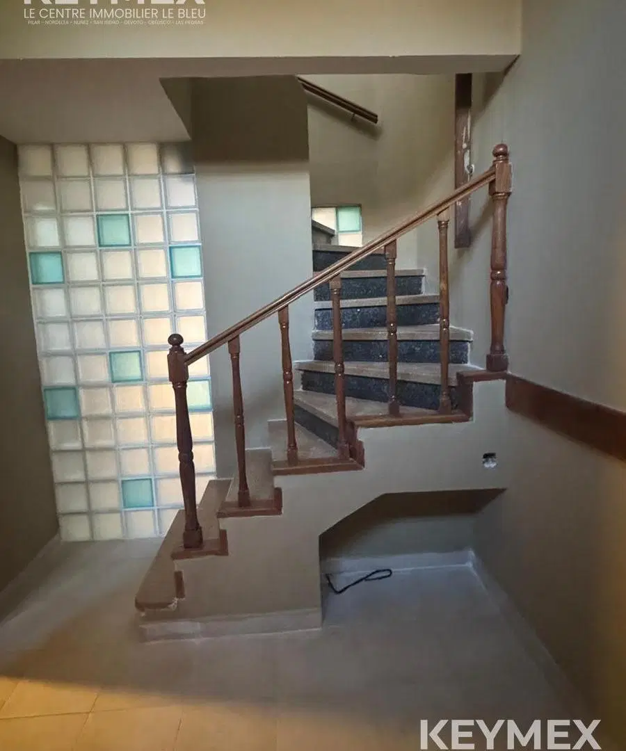 VENTA CASA VIVIENDA UNIFAMILIAR DE 4 AMPLIOS AMBIENTES 5