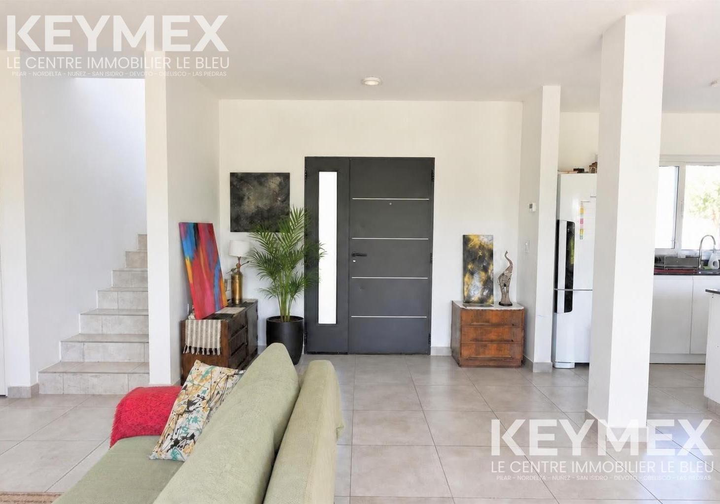 Foto de Venta Casa 4 Dormitorios Lote Interno Barrio Santo Tomas - Pilar, imagen 3