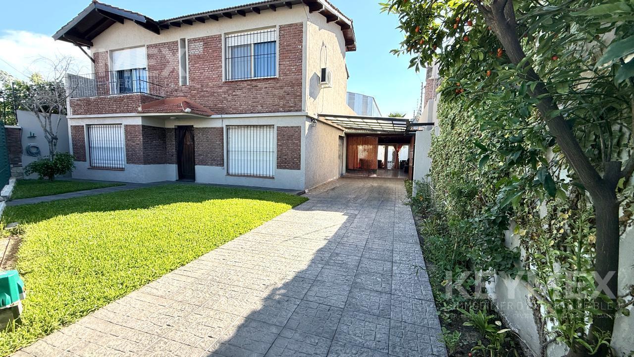 Foto de VENTA CASA 8 AMBIENTES EN PILAR, JARDIN, PILETA, QUINCHO Y PARRILLA, imagen 1