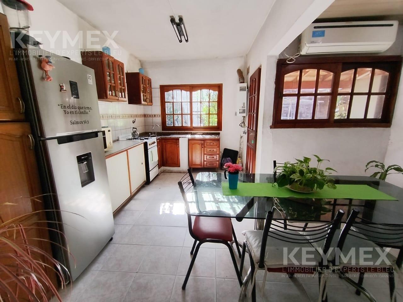Foto de VENTA CASA 5 AMBIENTES | 4 DORMITORIOS | COCHERA Y PATIO CON PARRILLA |, imagen 5