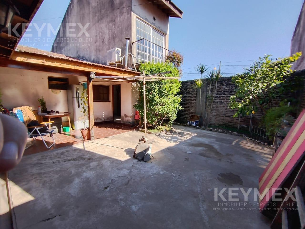 Foto de VENTA CASA 5 AMBIENTES | 4 DORMITORIOS | COCHERA Y PATIO CON PARRILLA |, imagen 4