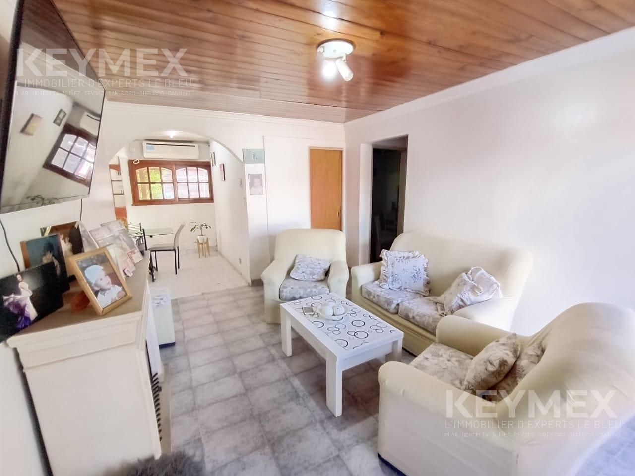 Foto de VENTA CASA 5 AMBIENTES | 4 DORMITORIOS | COCHERA Y PATIO CON PARRILLA |, imagen 1