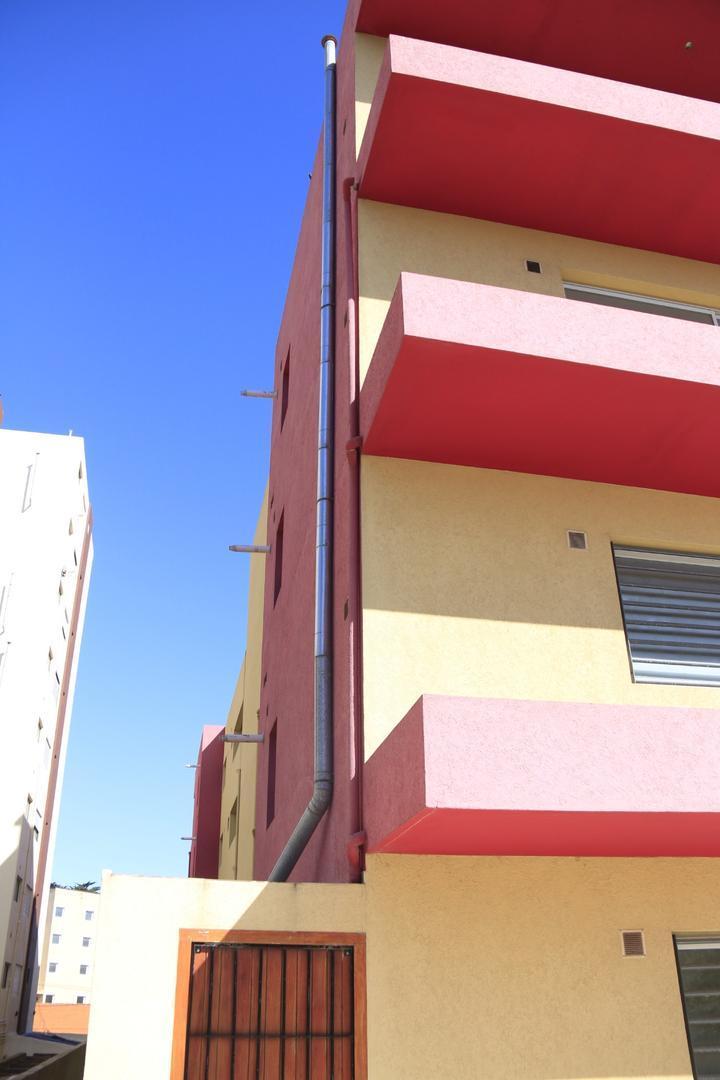 Foto de Edif. VENTA/16Dptos 3Amb./26 Coch/Quincho/Parr/Pile.V.GESELL, imagen 3