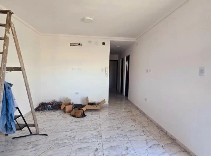 DEPARTAMENTO 2 AMBIENTES CON PATIO ALQUILER SAN JUSTO 5