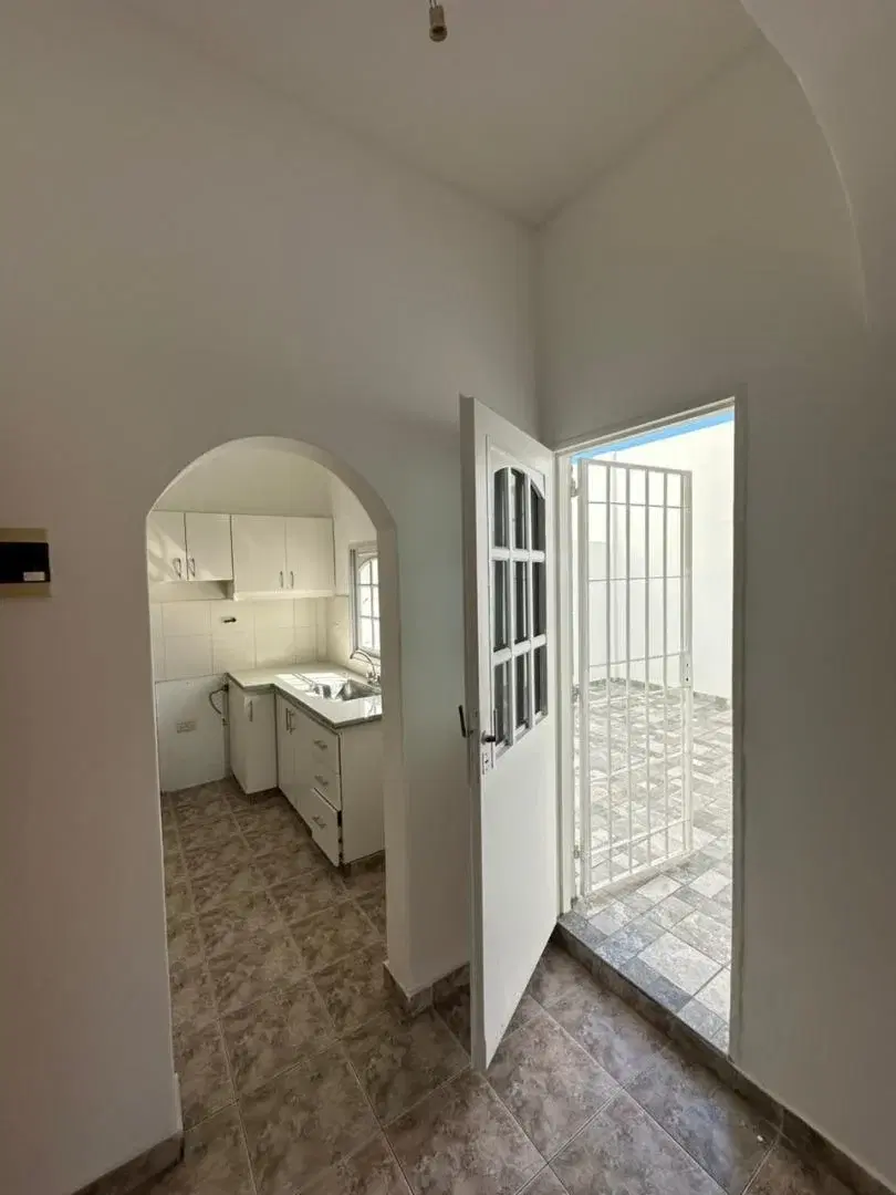 Departamento 2 ambientes, patio,balcon, Alquiler Ramos Mejia 4
