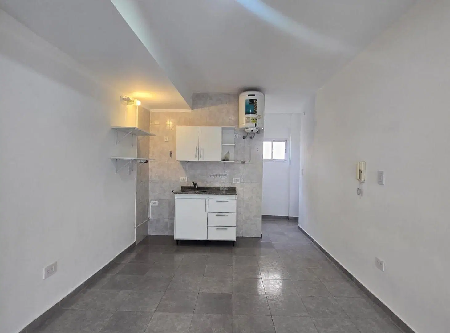 Depto mono divisible,balcon en Alquiler Lomas del Mitrador 3