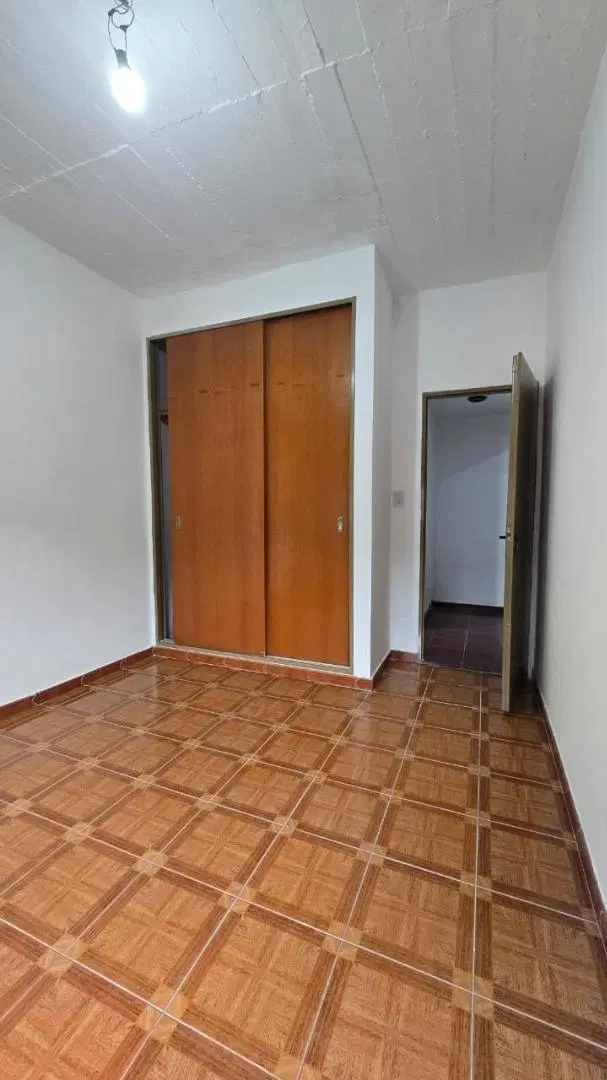 Departamento 2 ambientes en Alquiler Sin expensas, San Justo 4