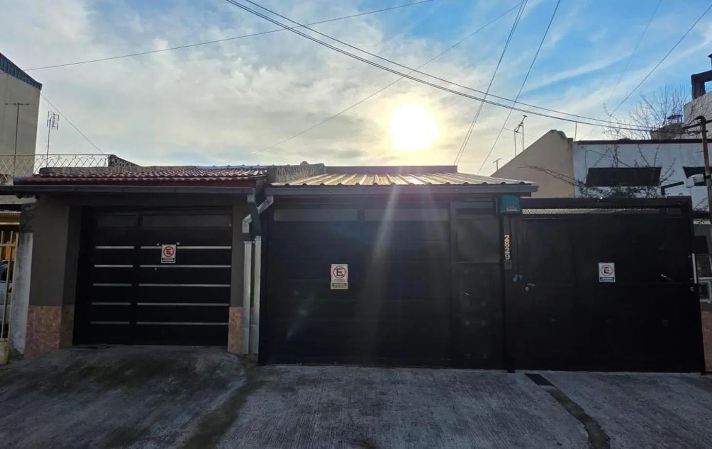 CASA 3 AMBIENTES CON COCHERA EN SAN JUSTO 4