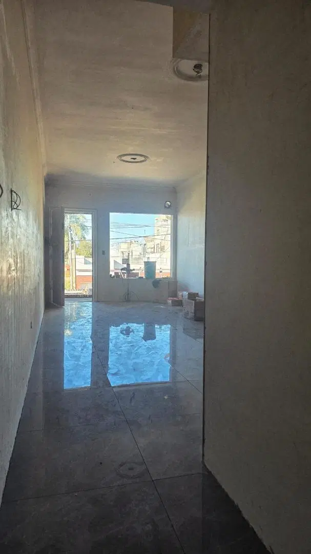 Venta Departamento 2 ambientes con patio en pozo 2