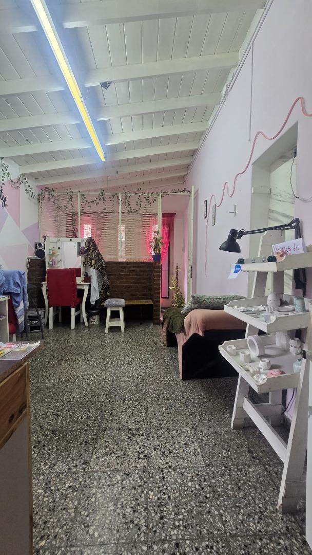 Foto de casa 5 ambientes a la Venta con cochera ,Patio, Apto Credito, imagen 3