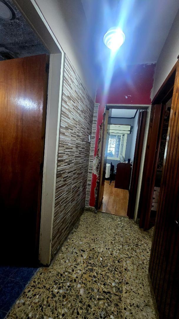 Foto de casa 5 ambientes a la Venta con cochera ,Patio, Apto Credito, imagen 1