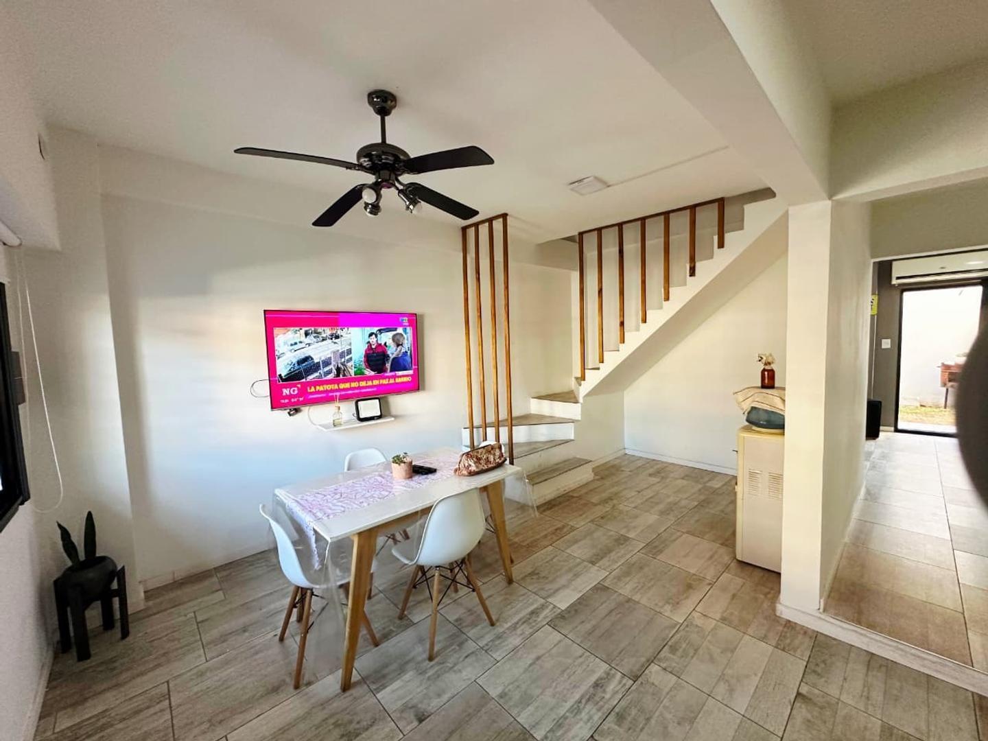 Foto de PH 3 ambientes con patio Venta en Lomas del Mirador, imagen 5