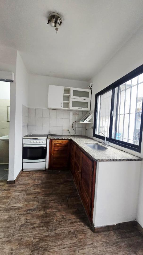 Foto de Duplex 3 ambientes en Alquiler con patio Ramos Mejia, imagen 3