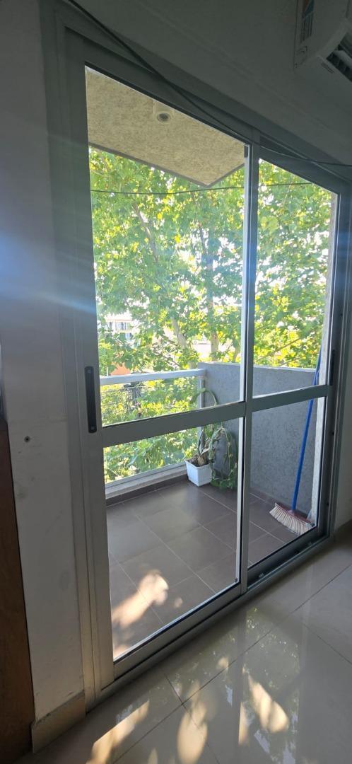Foto de departamento 2 ambientes en alquiler san justo con balcon, imagen 3