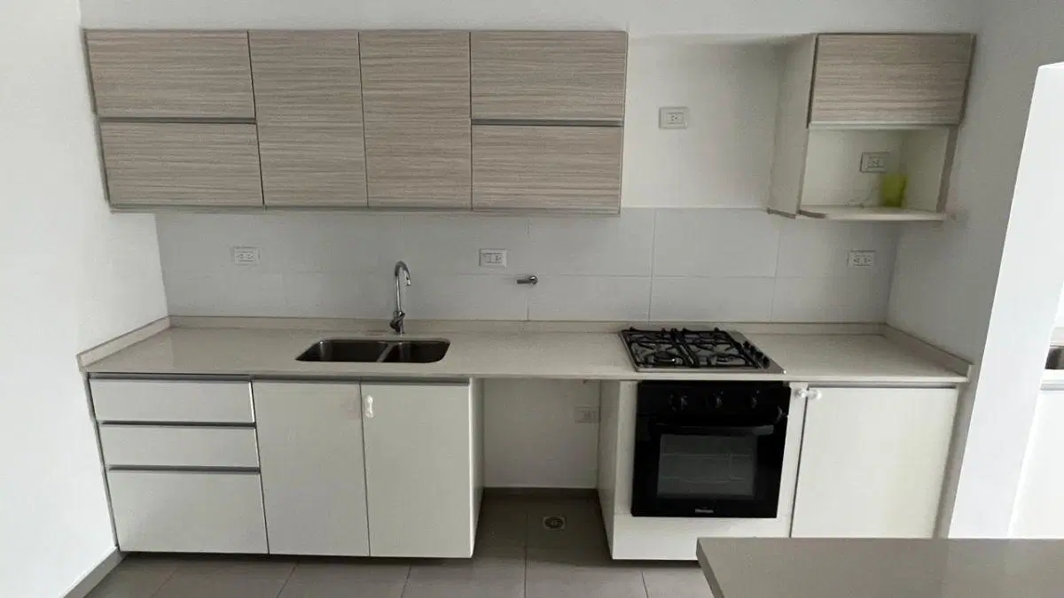 Dúplex Moderno 3 Dormitorios + Escritorio, Gran SUITE 3Baños. Excel Ubicación Prados de Manantiales 2