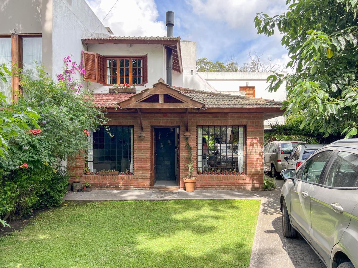 Chalet de 4 Ambientes C/ Cochera Zona Barrio La Florida 1